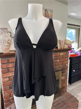 Beyond Control Black Ruffle Hem Swim Tankini Top